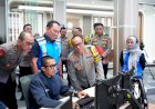 Wakapolri-Pantau-Arus-Balik-Nataru-di-Command-Center-Tol-Jasa-Marga-Jatiasih