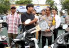 Senyum-Sumringah-Korban-Curanmor,Polres-Malang-Kembalikan-Motor-Hasil-Operasi-Sikat-Semeru