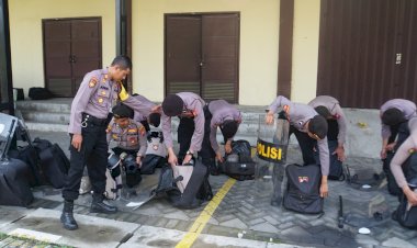 Tingkatkan-Kesiapsiagaan-Pemilu-2024,-Sat-Samapta-Polresta-Sidoarjo-Cek-Peralatan-Dalmas