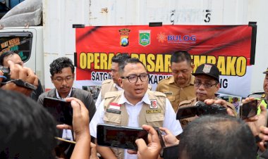 Satgas-Pangan-Polres-Malang-dan-Disperindag-Gelar-Operasi-Pasar-Murah,-Harga-Beras-Berangsur-Turun