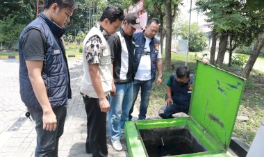 Cegah-Kecurangan-Penjualan-BBM,-Polres-Lamongan-Sidak-SPBU-Jelang-Mudik-Lebaran