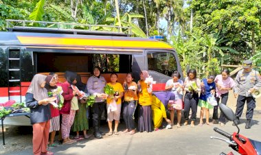 Polresta-Banyuwangi-Sosialisasi-Kamtibmas-Jelang-Pilkada-Melalui-Mobil-Sayur