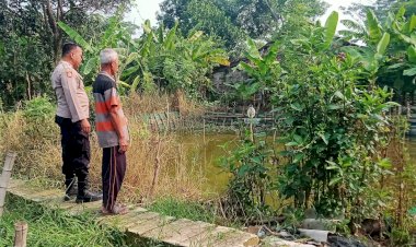 Cegah-Krisis-Pangan,-Bhabinkamtibmas-Desa-Kalipecabean-Cek-Ketahanan-Pangan-Program-P2B