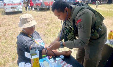 Partisipasi-Tim-Kesehatan-Satgas-Ops-Damai-Cartenz-Gelar-Pelayanan-Kesehatan-di-Festival-Budaya-Lembah-Baliem