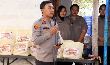 Atasi-Kekeringan,-Polres-Ngawi-Bangun-Sumur-Bor-Presisi-dan-Bagikan-Bansos-di-Kasreman