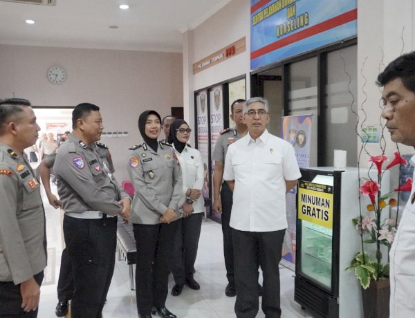Tim Stamarena Polri Gelar Asistensi Pelayanan Publik di Polresta Sidoarjo