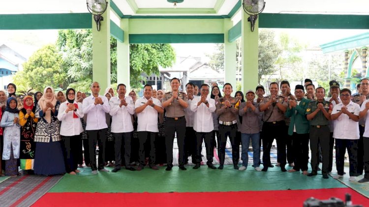 Sidoarjo-Ajak-Silaturahmi-Dekat-dengan-Masyarakat,-Kapolresta-Sidoarjo-Ajak-Warga-Prasung-Jaga-Kamtibmas
