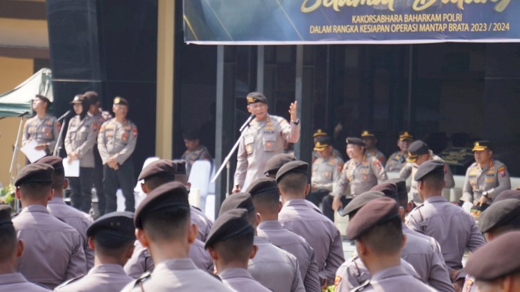 Kakor Sabhara Baharkam Polri Cek Kesiapan Personel Ops Mantap Brata