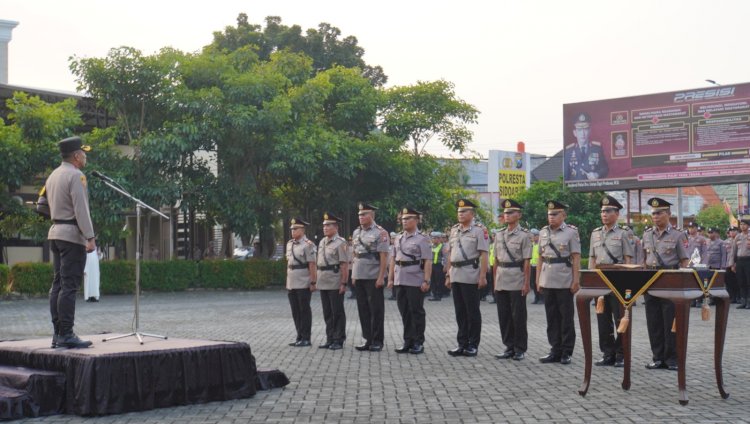 Kapolresta Sidoarjo Pimpin Sertijab Kasat Binmas dan Kapolsek