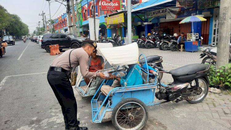 Patroli Kamtibmas Sambil Asah Peduli Anggota