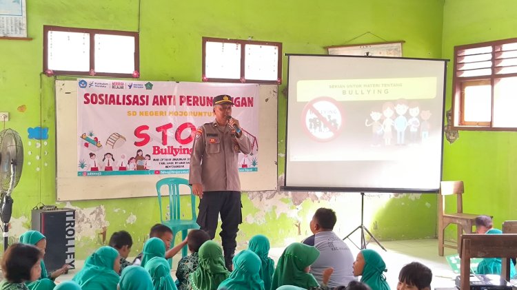 Polisi Bersama Pelajar Deklarasikan Stop Bullying