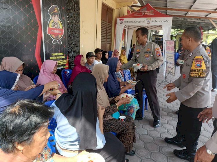 Polsek Tanggulangin Ngopi dan Panen Ikan Lele bersama Warga