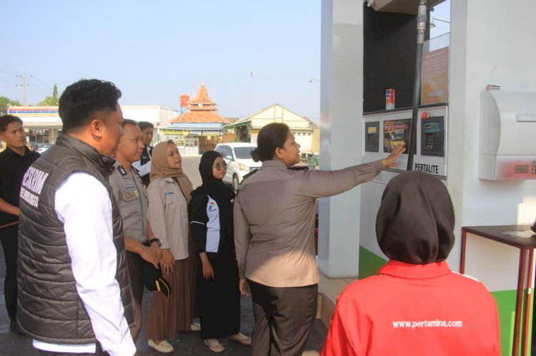 Kapolres Probolinggo Cek SPBU, Pastikan Pelayanan Tertib dan Stok BBM Tersedia